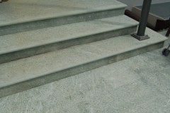 Andeer Bodenplatten und Blocktritte