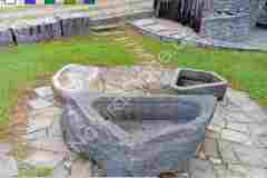 Brunnen-NaturalStone-Maggia-Gneis
