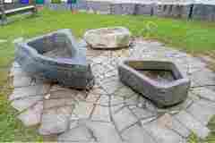 Brunnen-NaturalStone-gneis-hell