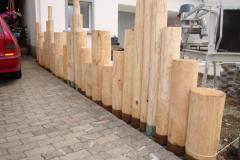 Palisaden-vertikal-Rundholz