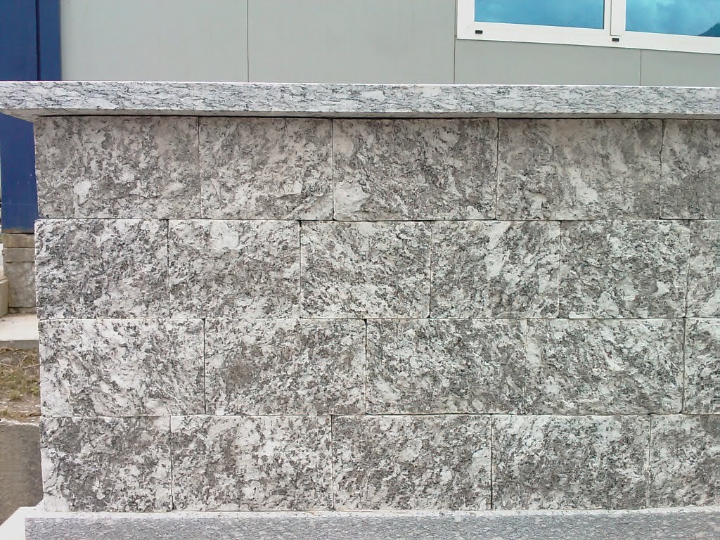 Tessinergneis hell Ghiandone Mauerstein Lego