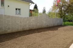 Stehlen_Palisaden_Iragna_Sichtschutzmauer