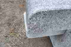 Sitzbank-Obelisk-Detail-Rundung-Lehne