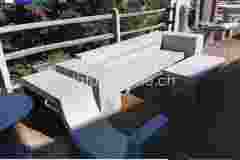 Granitsofa-fuer-Garten-eckig-aus-Tessiner-Gneis