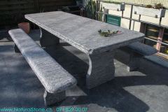 Granittisch Bernardino Tessiner Calanca Gneis