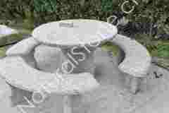 Granittisch-Gottardo-rund-Fuss-halbkreuz-und-Kreuzfuss