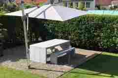 Granittisch Purist Gartentisch Tessinergneis-hell