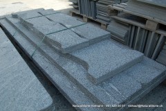 Granittisch-Semi-Classico-einbetonieren-Maggia-Gneis-geflammt-handgespitzt