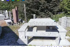 1_01_Gartentisch-aus-Tessiner-Gneis