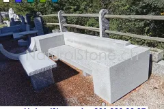 1_24_Sofa-aus-Stein-fuer-Garten-Gneis-Eckig