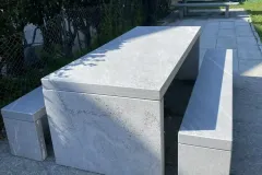 nsh-ti-pur-Granittisch-Purist-aus-Naturstein